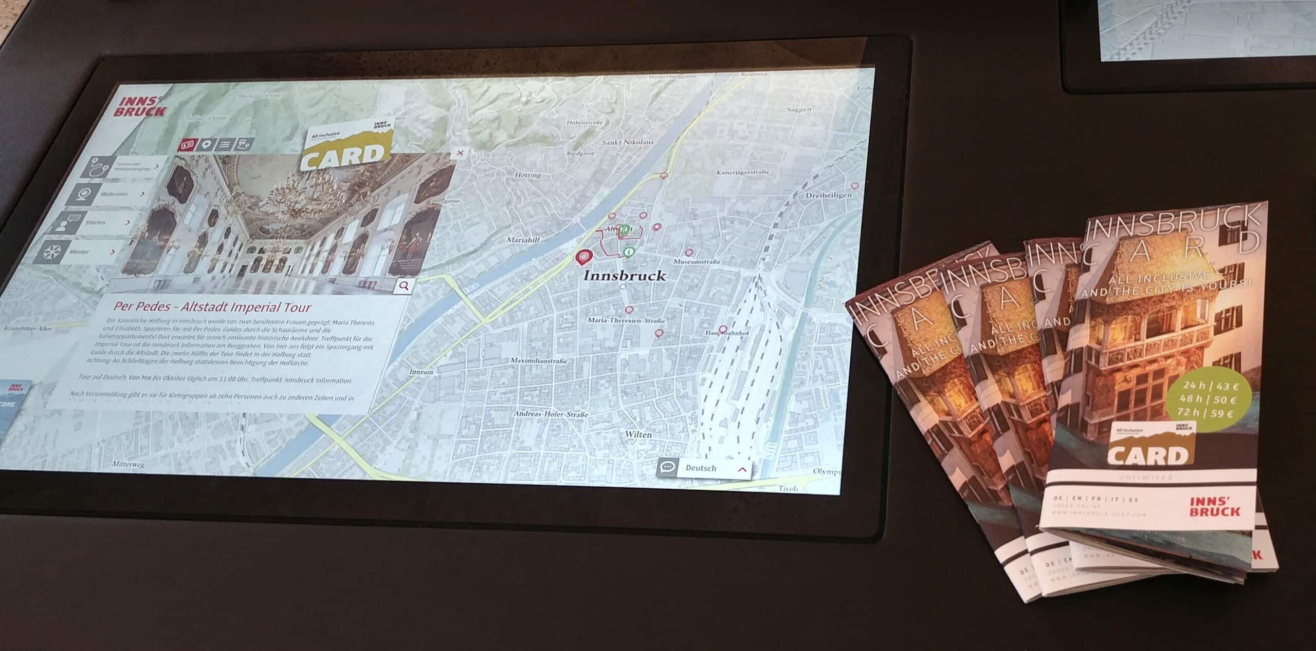 Multitouch-Tisch mit interaktiver Karte und POIs in der Region