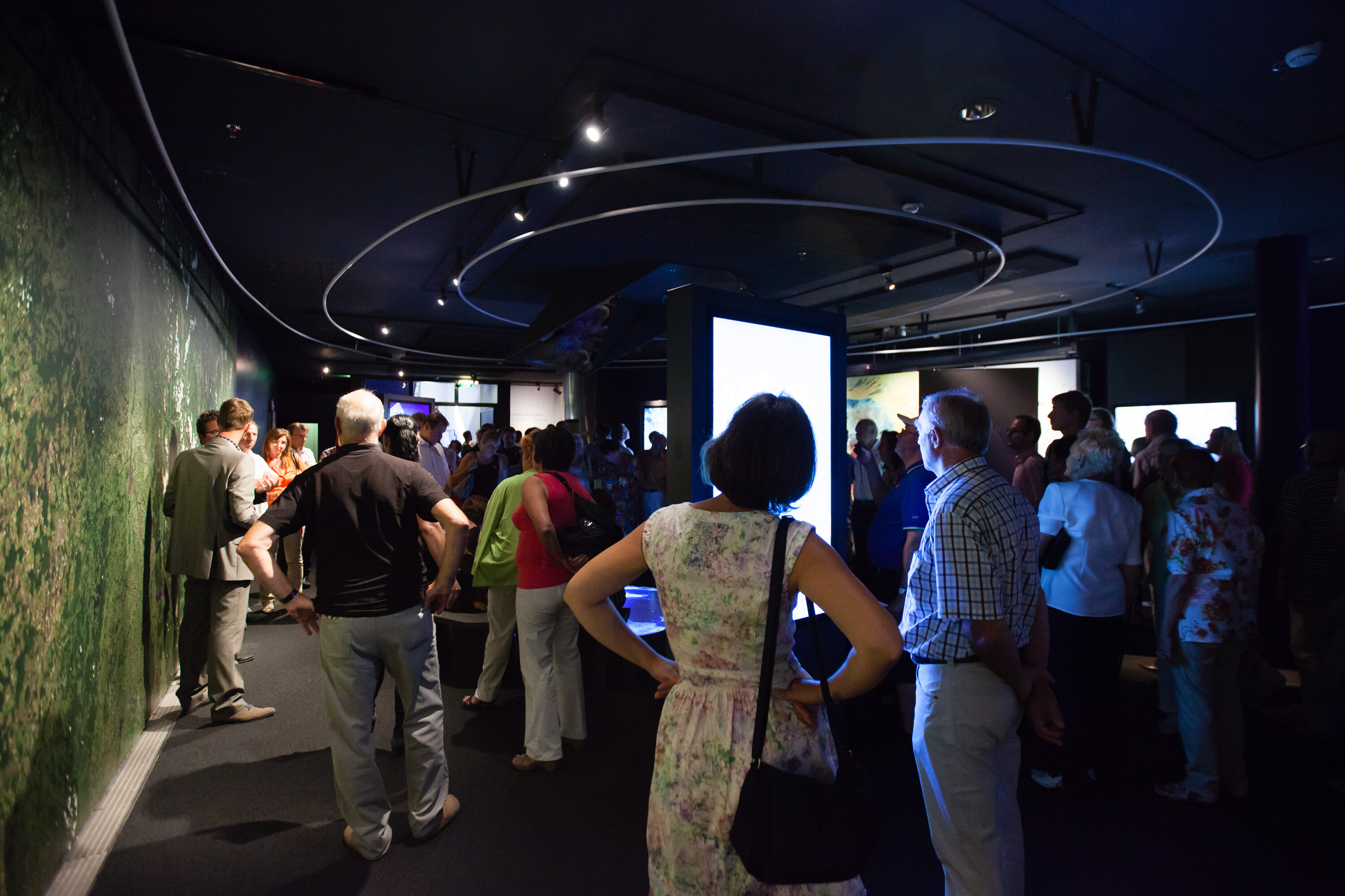 Interactive exhibition with seven rotating touch screens