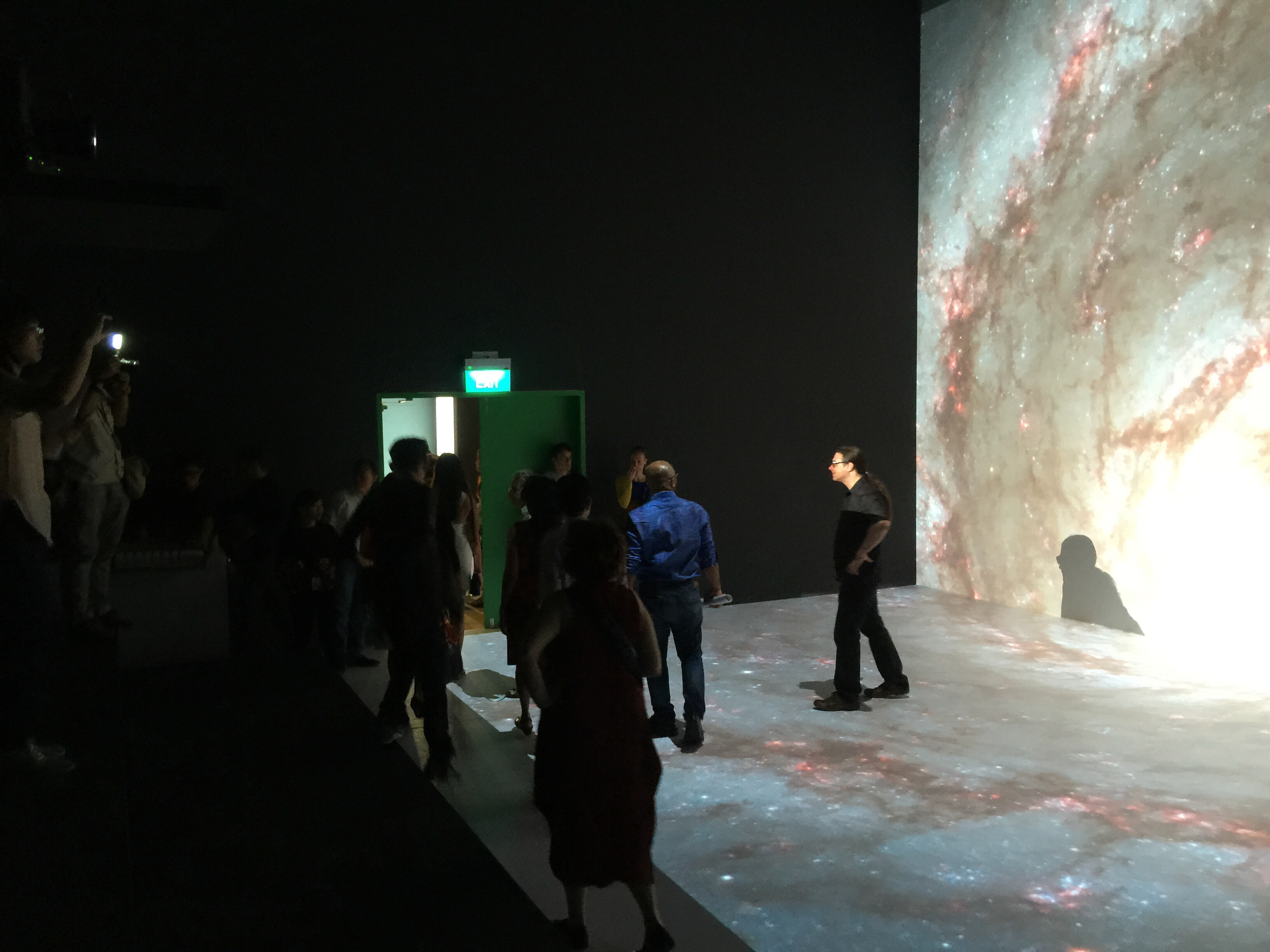 Walk-in room with eight 4K projections at the Ars Electronica Center