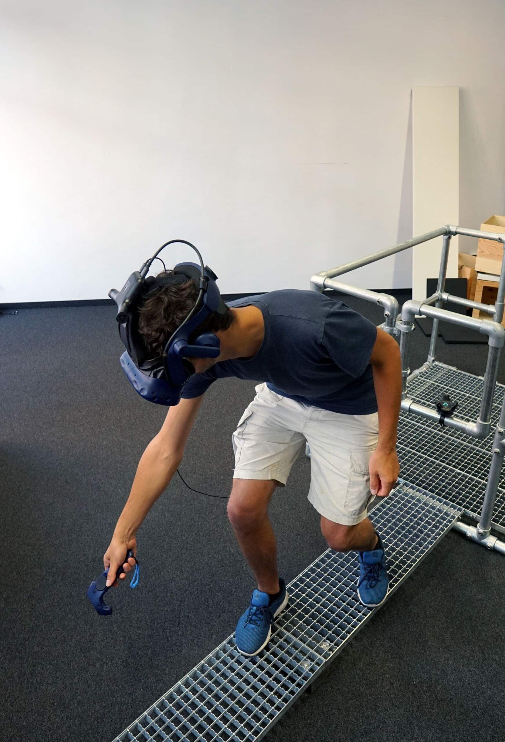 Photorealistic representation of the environment and integration of numerous 3D models create a deceptively real impression in the VR goggles