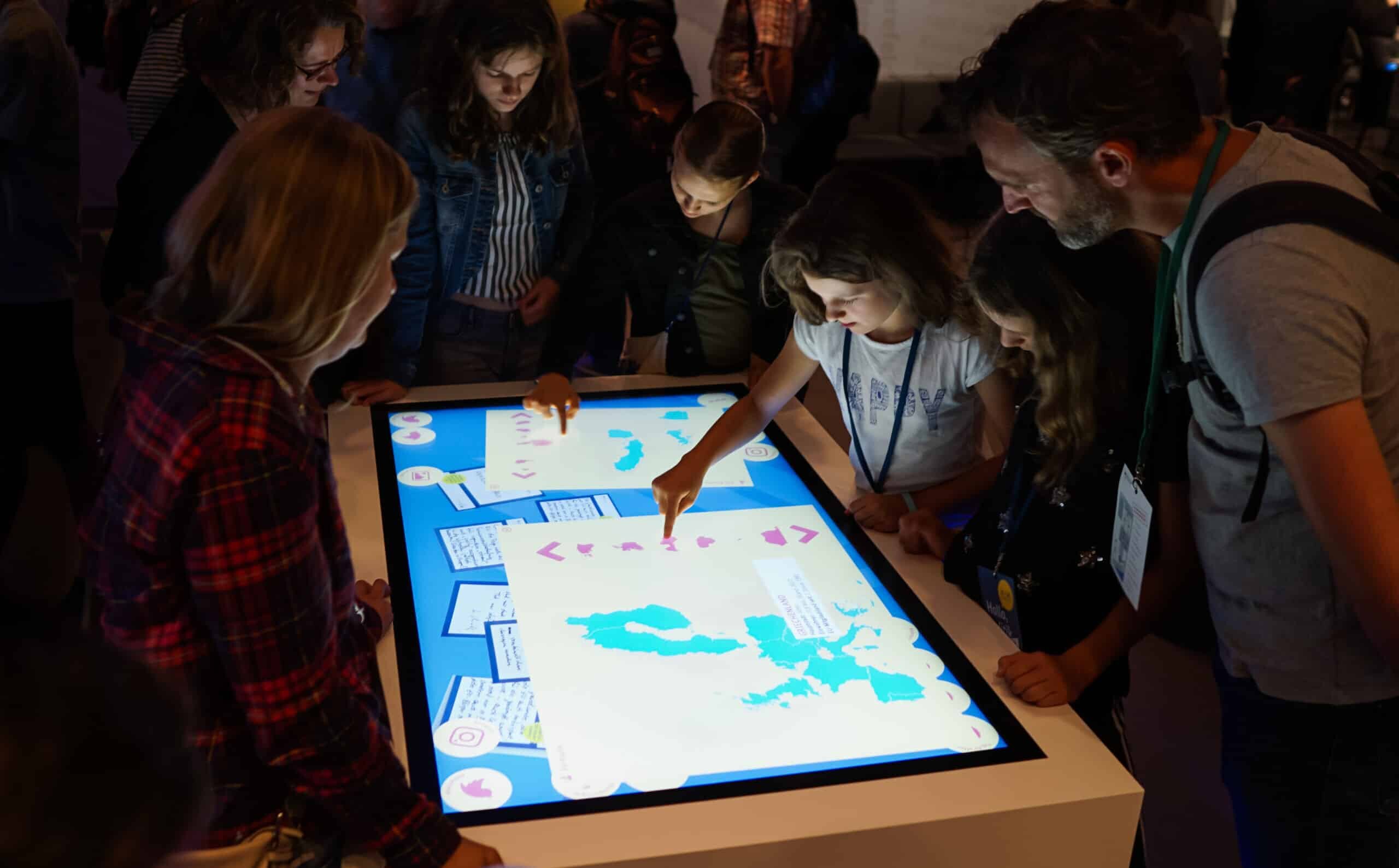 Individuelle Multitouch Software begeistert Besucher