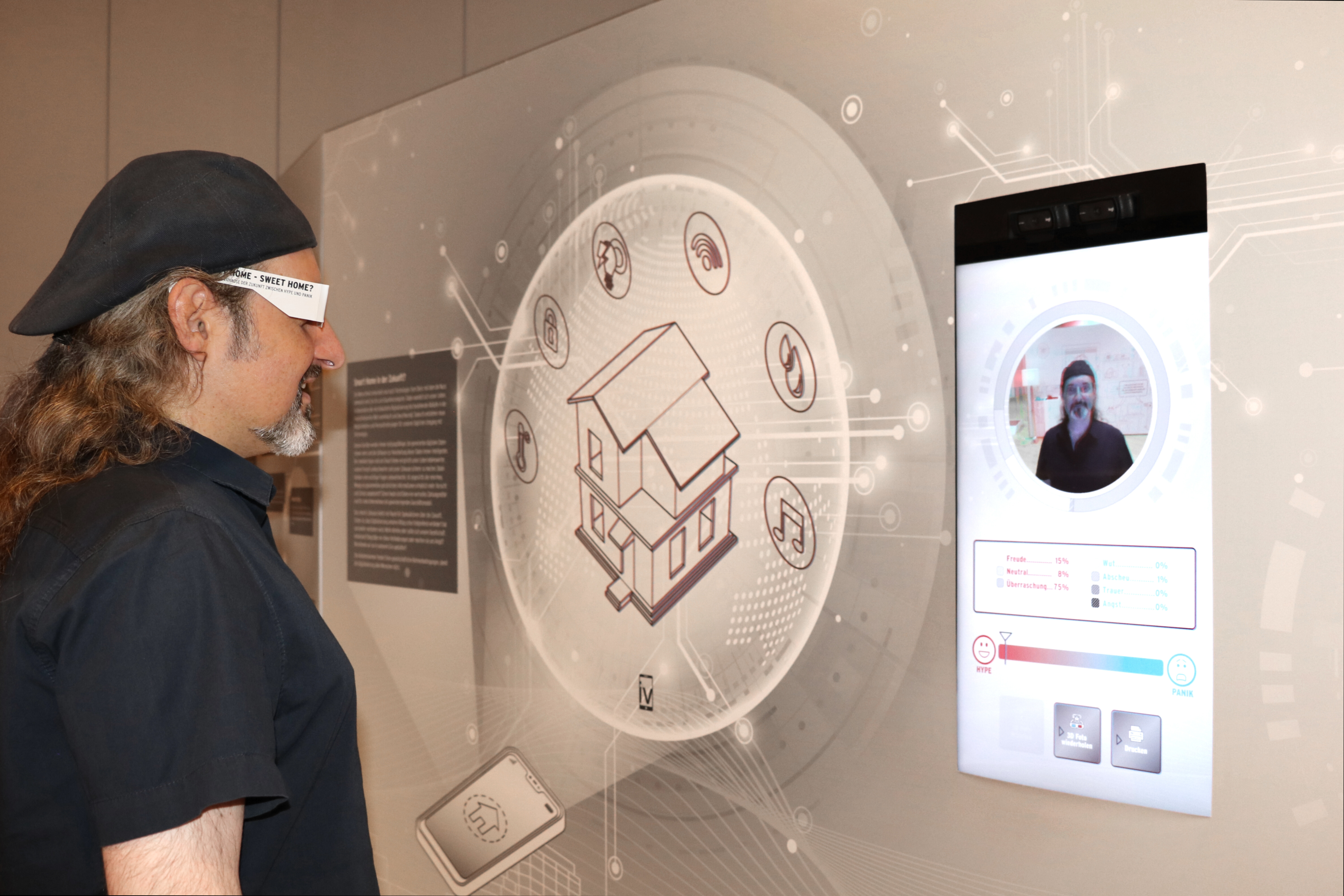 Smart home exhibition on technological possibilities and data protection