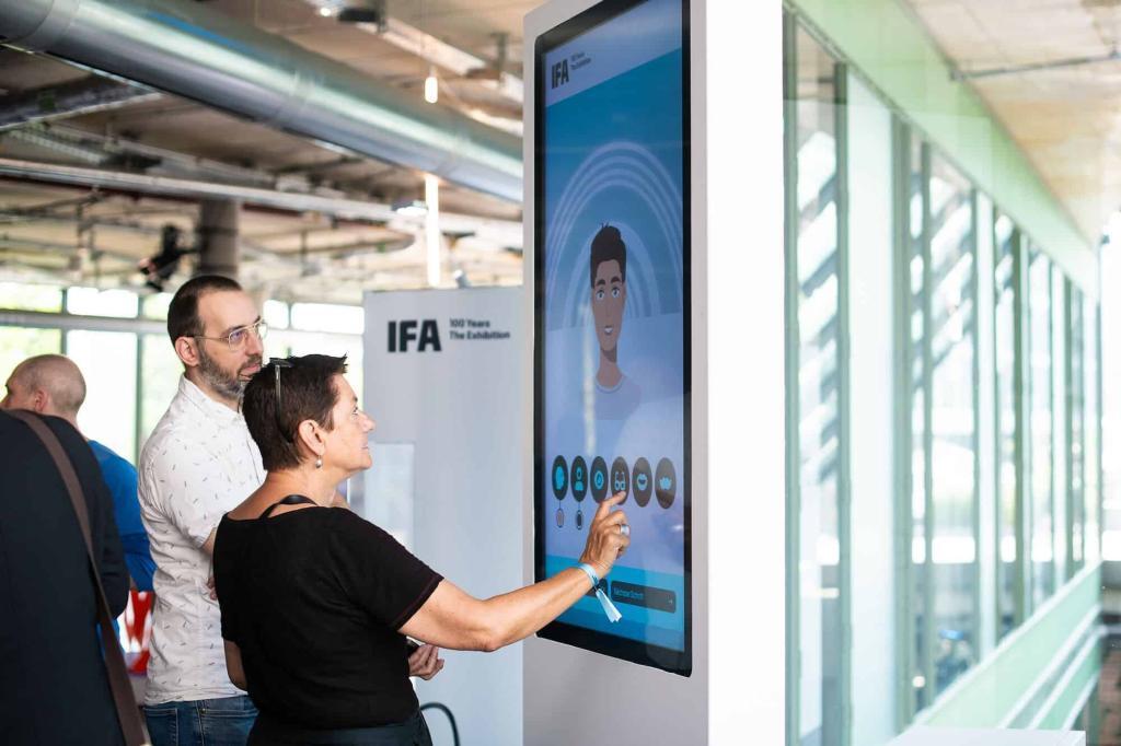 Interaktiver Multitouch-Dreh-Screen auf der IFA100 in Berlin