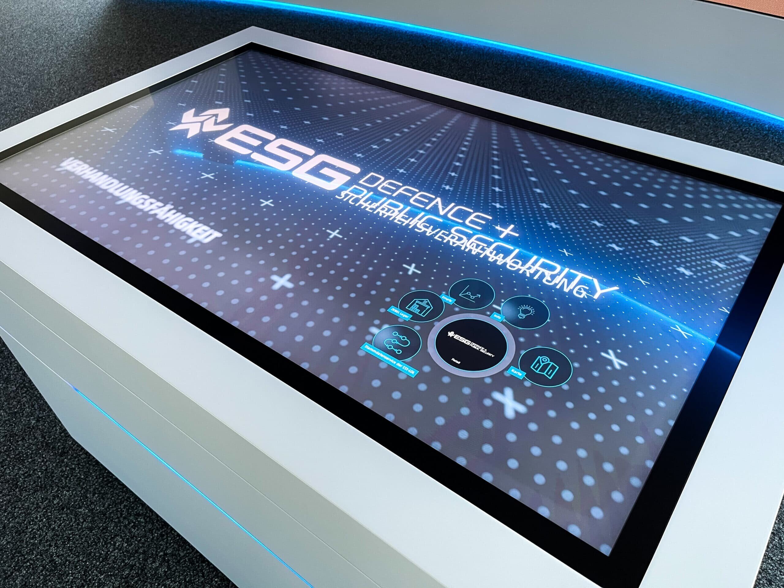 Custom multitouch software for ESG on multitouch table