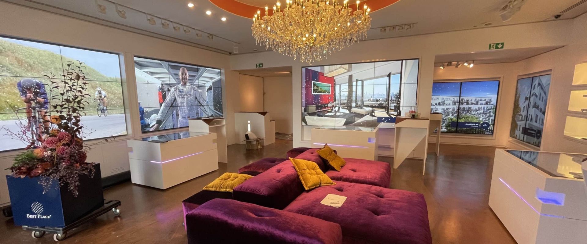 Immobilien Showroom mit interaktiven Multitouch-Tischen