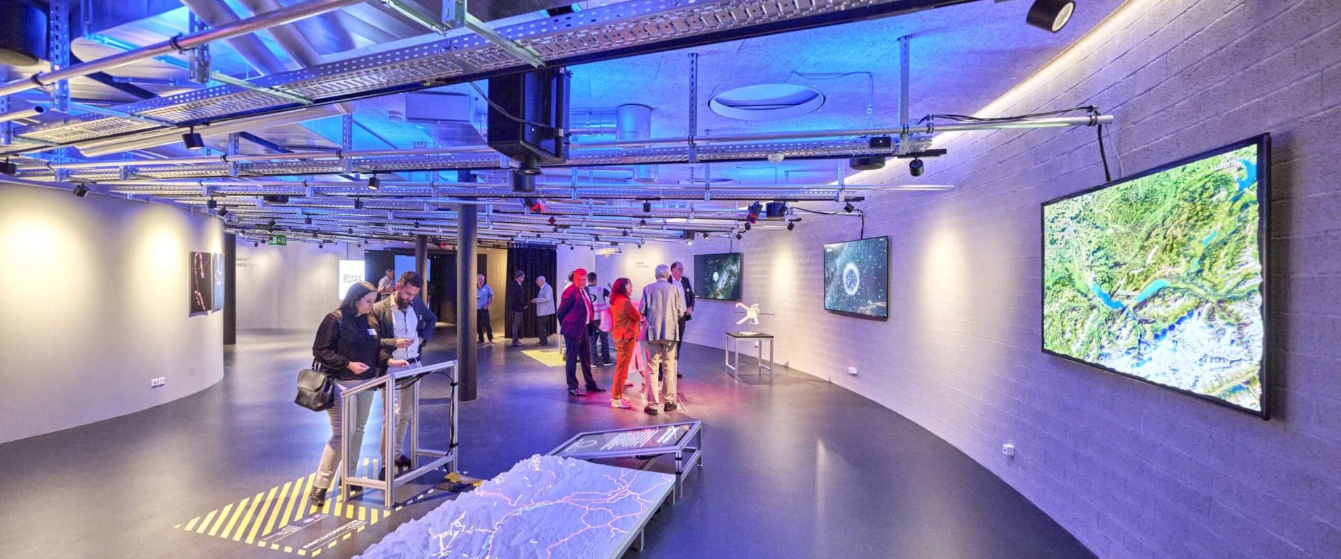 Space Eye Besucherzentrum - immersive Erlebnisse in Schweizer Sternwarte