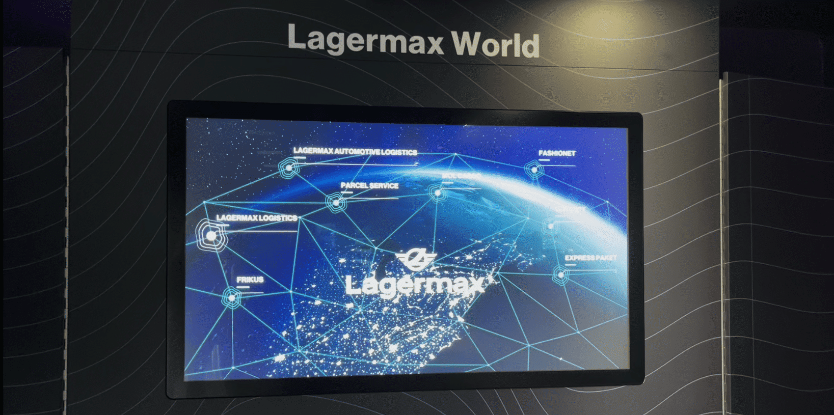 Multitouch installations in the exhibition truck - Touchscreen Lagermax World