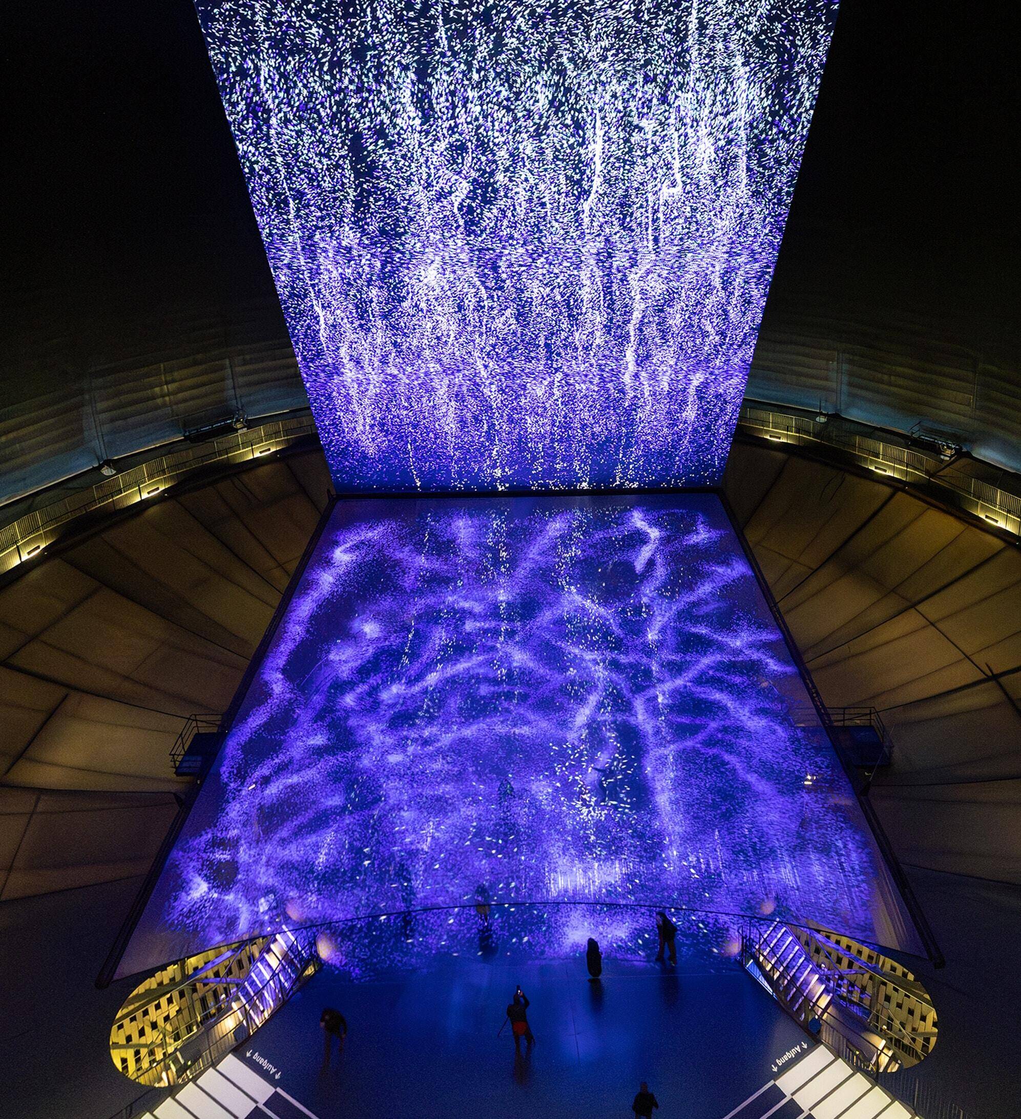 Projection room for immersive underwater worlds in the Gasometer Oberhausen