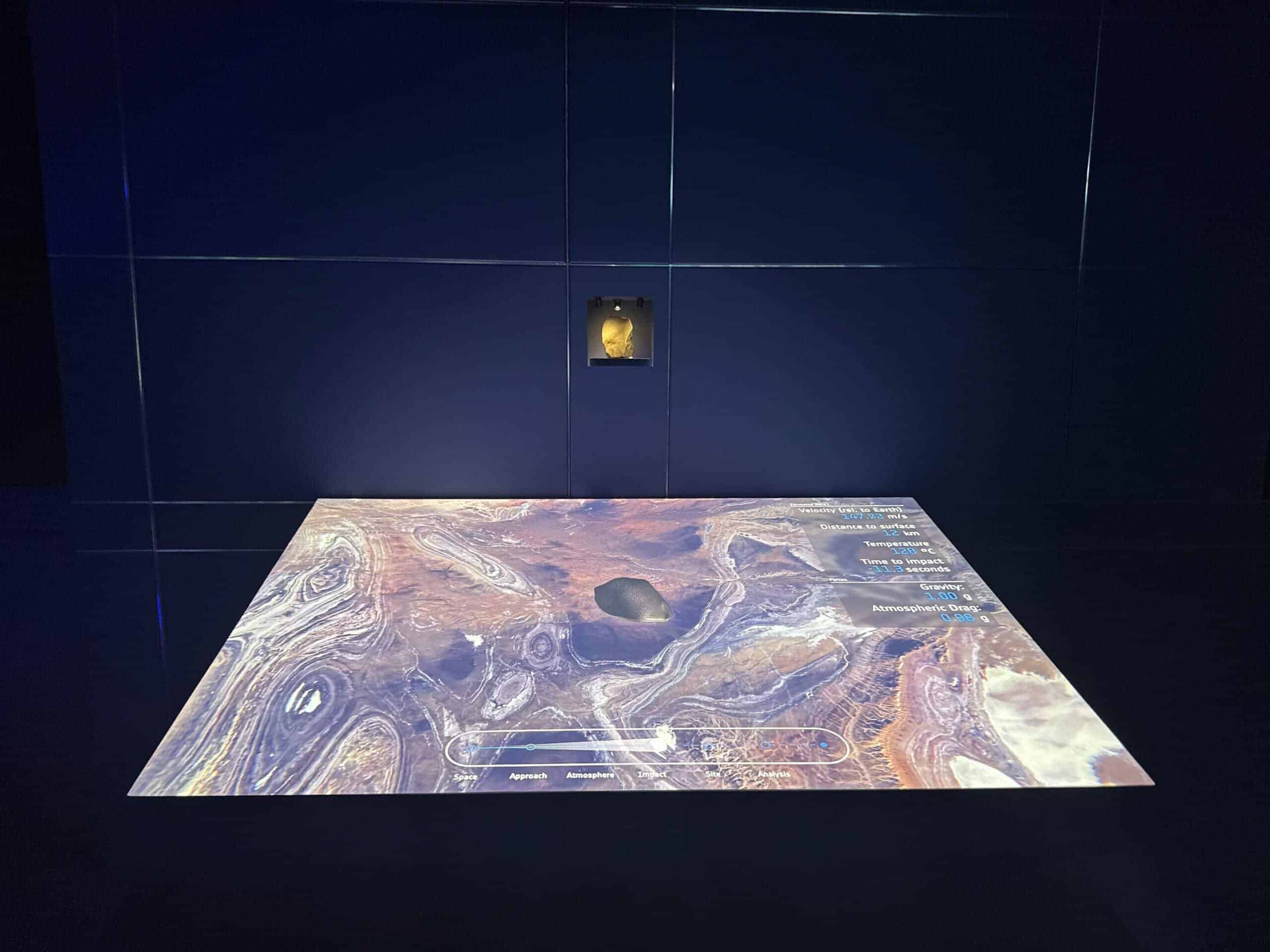 Interactive station simulates the entry of meteorites into the atmosphere